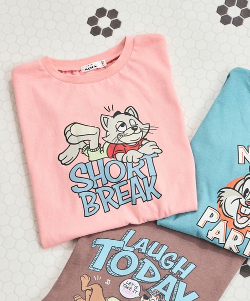 pairmanon(ペアマノン)の「【リンクコーデ】オリジナル シンプルプリント 長袖 Tシャツ(Tシャツ/カットソー・キッズ・ブラック系その他/ホワイト系その他2/ホワイト系その他4/ブラウン系その他2/ピンク系その他/ブラウン系その他/ブルー系その他2/ブラック系その他2/ブラウン系その他3/ベージュ系その他/ホワイト系その他3/ピンク系その他4/ピンク系その他2/ピンク系その他3/グリーン系その他/ブルー系その他/グリーン系その他2/ベージュ系その他2/ホワイト系その他/パープル系その他・120/90/140/100/130/150/110)」の18枚目の写真