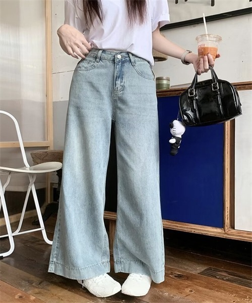FREE STYLISTS(フリー スタイリスト)の「テンセルコットンデニムワイドパンツ(デニムパンツ・レディース・サックスブルー・S/M/L/XL/2XL)」の4枚目の写真