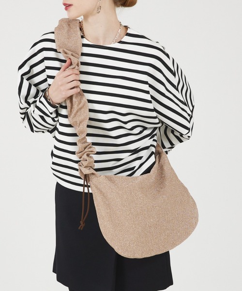 soeur（スール）の「●SOEUR/ラメニットフリルショルダー（トートバッグ・レディース・ブラック/シルバー/シャンパン・フリー）」の3枚目の写真