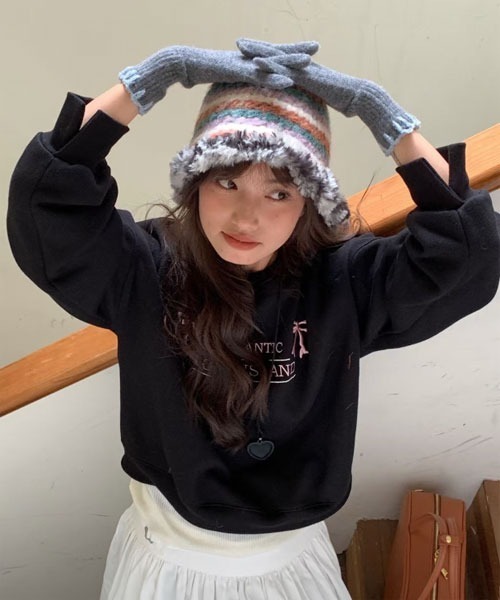 Mayree(メイリー)の「【Mayree】 リボン デザイン トレーナー スウェット(スウェット・レディース・グレー/ブラック・MEDIUM/LARGE/X-LARGE)」の3枚目の写真