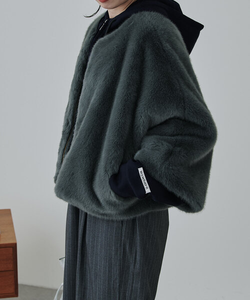 Omekashi（オメカシ）の「ダブルジップファーケープコート（その他