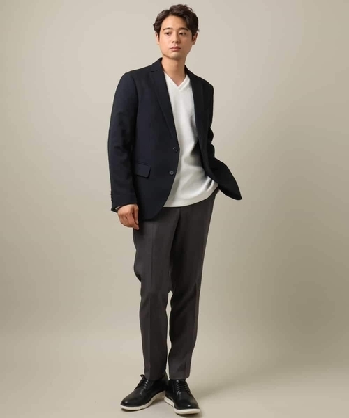 a.v.v（アーヴェヴェ）の「【ジャケイン可/細見え】モール幾何柄Ｖネックプルオーバー（Tシャツ/カットソー・メンズ・ブラック/ホワイト/ライトグレー・44/46/48/50/52）」の8枚目の写真