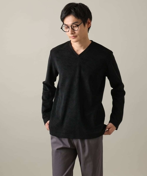 a.v.v（アーヴェヴェ）の「【ジャケイン可/細見え】モール幾何柄Ｖネックプルオーバー（Tシャツ/カットソー・メンズ・ブラック/ホワイト/ライトグレー・44/46/48/50/52）」の20枚目の写真