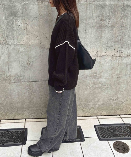 INGNI(イング)の「配色ステッチニット(ニット/セーター・レディース・アイボリー系3/ブルー系1/グレー系その他3/ブラック系その他2・M)」の10枚目の写真