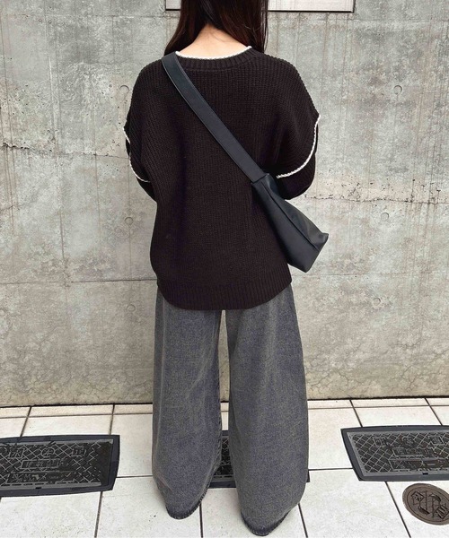 INGNI(イング)の「配色ステッチニット(ニット/セーター・レディース・アイボリー系3/ブルー系1/グレー系その他3/ブラック系その他2・M)」の11枚目の写真