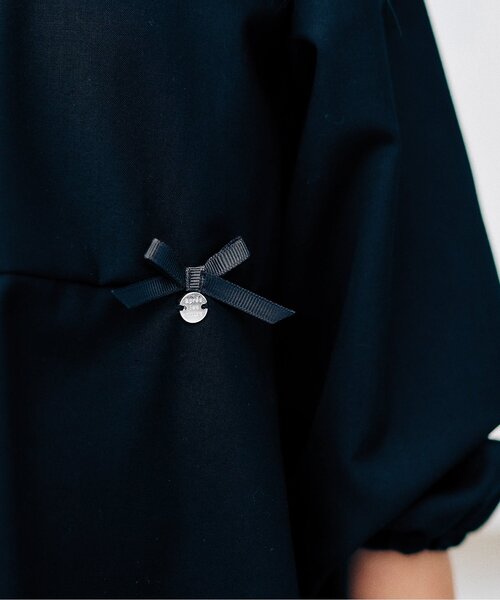 apres les cours（アプレレクール）の「【フォーマル対応/ジュニア対応】フリル衿フレアワンピース＿アプレレクールマシェリ（ワンピース・キッズ・ライトグレー/ブラック・140/130/120/110/100/90/80）」の12枚目の写真