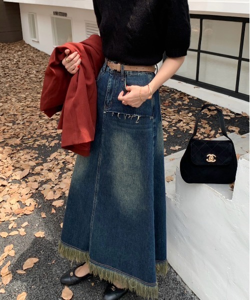 フリンジデニムロングスカート（スカート）｜FINEnough（ファインナフ