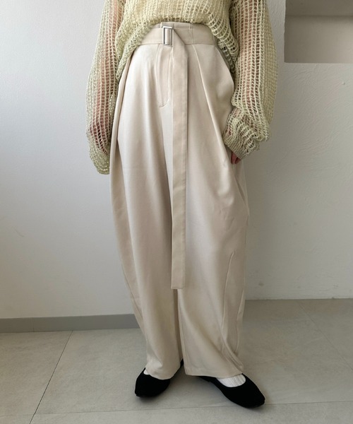 apres jour clair（アプレジュールクレア）の「【セットアップ可能】【apres jour clair】ウエストデザインカーブパンツ（その他パンツ・レディース・ベージュ系その他/ブラウン系その他/グレー/グレー系その他/ナチュラル/ベージュ/モカ/ベージュ系その他2/ブラック系その他/ライトブラウン/ダークブラウン/チャコールグレー/オリーブ/アイボリー/ブラウン系その他2・SMALL/LARGE/MEDIUM）」の12枚目の写真