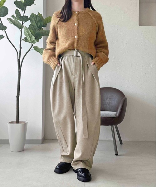 apres jour clair（アプレジュールクレア）の「【セットアップ可能】【apres jour clair】ウエストデザインカーブパンツ（その他パンツ・レディース・ベージュ系その他/ブラウン系その他/グレー/グレー系その他/ナチュラル/ベージュ/モカ/ベージュ系その他2/ブラック系その他/ライトブラウン/ダークブラウン/チャコールグレー/オリーブ/アイボリー/ブラウン系その他2・SMALL/LARGE/MEDIUM）」の13枚目の写真