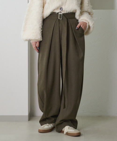 apres jour clair（アプレジュールクレア）の「【セットアップ可能】【apres jour clair】ウエストデザインカーブパンツ（その他パンツ・レディース・ベージュ系その他/ブラウン系その他/グレー/グレー系その他/ナチュラル/ベージュ/モカ/ベージュ系その他2/ブラック系その他/ライトブラウン/ダークブラウン/チャコールグレー/オリーブ/アイボリー/ブラウン系その他2・SMALL/LARGE/MEDIUM）」の15枚目の写真