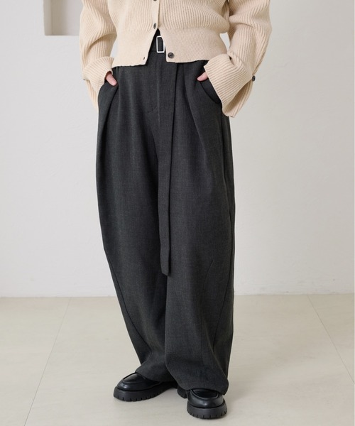 mamama.o様ホワイトm翌日 セール】【apres jour clair】ウエストデザインカーブパンツ（その他