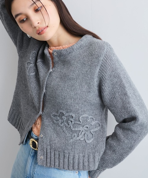 VIS(ビス)の「【WEB限定】刺繍フラワーカーディガン(カーディガン/ボレロ・レディース・グレー/キナリ/ブラック・FREE)」の10枚目の写真