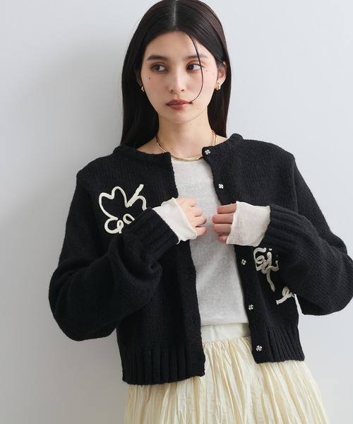 VIS(ビス)の「【WEB限定】刺繍フラワーカーディガン(カーディガン/ボレロ・レディース・グレー/キナリ/ブラック・FREE)」の7枚目の写真
