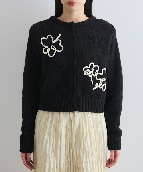 VIS(ビス)の「【WEB限定】刺繍フラワーカーディガン(カーディガン/ボレロ・レディース・グレー/キナリ/ブラック・FREE)」の18枚目の写真