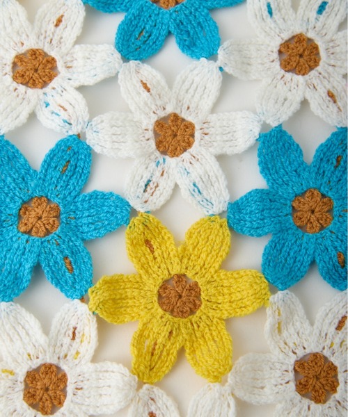 CIAOPANIC TYPY(チャオパニックティピー)の「【2025年S/S新作】【KIDS】アソート柄バブーシュカ(バンダナ/スカーフ・キッズ・パープル/オフホワイト/ブラック・ONE SIZE)」の5枚目の写真