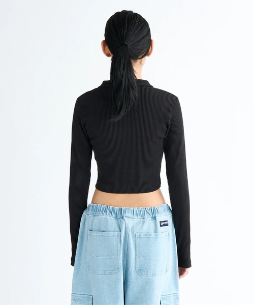DC SHOES(ディーシーシューズ)の「25 WS TELECO SHORT P/DCハーフジップショート丈カットソー(ポロシャツ・レディース・グレー/ブラック系その他/ブラック/ホワイト・MEDIUM/LARGE)」の9枚目の写真