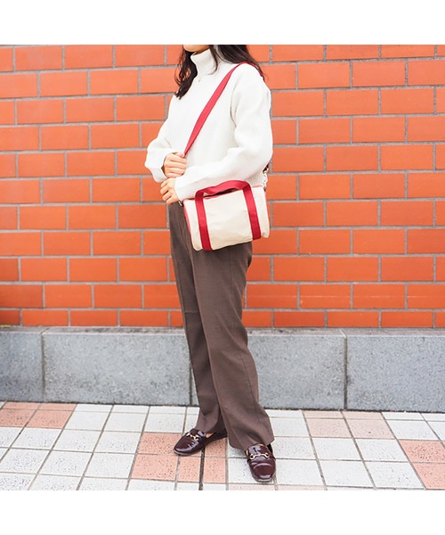 LES TOILES DU SOLEIL(レトワールデュソレイユ)の「tambour bag(タンブール バッグ)(ショルダーバッグ・レディース・レッド/アイボリー/ブラック・フリー)」の17枚目の写真