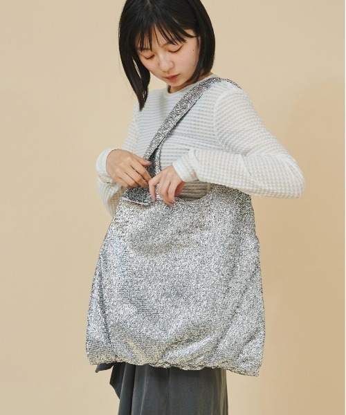 CONTROL FREAK / CTFK(コントロールフリーク)の「CONTROL FREAK (コントロールフリーク)GlitterトートⅡ(トートバッグ・レディース・シルバー/ゴールド/ブラック・FREE)」の13枚目の写真