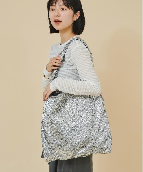 CONTROL FREAK / CTFK(コントロールフリーク)の「CONTROL FREAK (コントロールフリーク)GlitterトートⅡ(トートバッグ・レディース・シルバー/ゴールド/ブラック・FREE)」の14枚目の写真