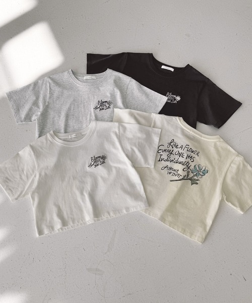 Freesia by andme(フリージアバイアンドミー)の「BloomフラワーロゴプリントミニTシャツ(Tシャツ/カットソー・レディース・オートミール/オフホワイト/スミクロ/キナリ・M)」の6枚目の写真