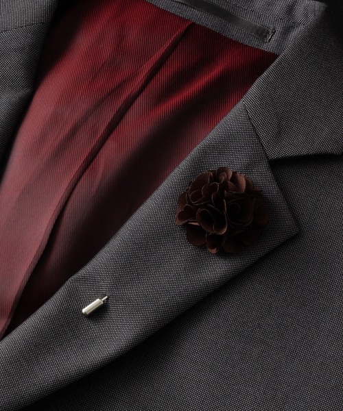 Quit Running（クイトランニング）の「ラペルピン ブートニエール 花 専用BOX付（ネクタイピン・メンズ・ミント/ボルドー/アイボリー/バイオレット/ライトピンク/ブルーグリーン/プラム/ブラウン/ホワイト/ブラック/ブルー/グリーン・FREE）」の4枚目の写真