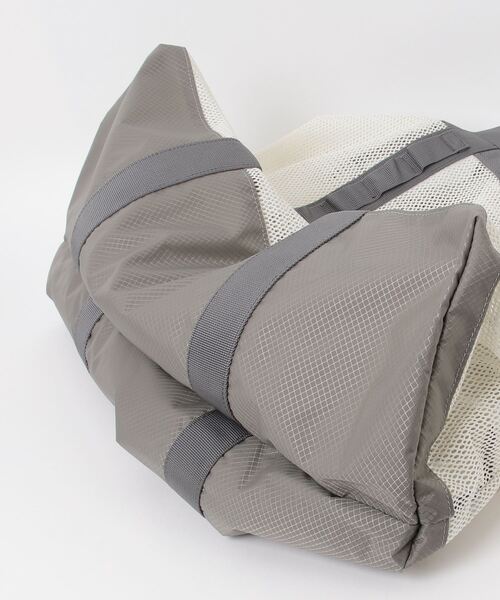 MARMOT(マーモット)の「Marmot/マーモット マーモットマウンテンワークス メッシュ マッシブトート MMW Mesh Massive Tote(トートバッグ・メンズ・ブラック/アイボリー/イエロー・FREE)」の5枚目の写真