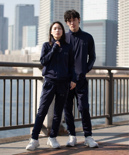 UNDER ARMOUR(アンダーアーマー)の「UAライバル 二ット トラックスーツ(トレーニング/メンズ)(その他トップス・メンズ・ネイビー・L/XL/3XL/2XL/M/S)」の1枚目の写真