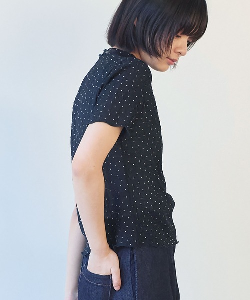 bulle de savon(ビュルデサボン)の「△syuwa syuwa dot ハイネック半袖プルオーバー(Tシャツ/カットソー・レディース・ブラック/ホワイト・FREE)」の9枚目の写真