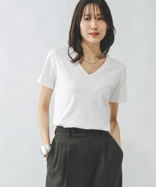GLOBAL WORK（グローバルワーク）の「Fffit エフィット/やわらかストレッチVネックT/291138（Tシャツ/カットソー・レディース・オフホワイト/ブラック/ベージュ/ネイビー・SMALL/LARGE/MEDIUM/X-SMALL）」の8枚目の写真