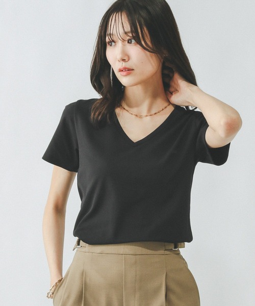 GLOBAL WORK（グローバルワーク）の「Fffit エフィット/やわらかストレッチVネックT/291138（Tシャツ/カットソー・レディース・オフホワイト/ブラック/ベージュ/ネイビー・SMALL/LARGE/MEDIUM/X-SMALL）」の12枚目の写真
