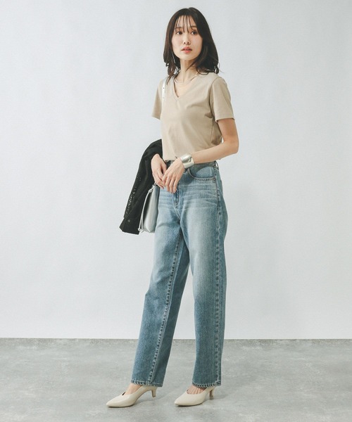 GLOBAL WORK（グローバルワーク）の「Fffit エフィット/やわらかストレッチVネックT/291138（Tシャツ/カットソー・レディース・オフホワイト/ブラック/ベージュ/ネイビー・SMALL/LARGE/MEDIUM/X-SMALL）」の15枚目の写真