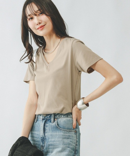 GLOBAL WORK（グローバルワーク）の「Fffit エフィット/やわらかストレッチVネックT/291138（Tシャツ/カットソー・レディース・オフホワイト/ブラック/ベージュ/ネイビー・SMALL/LARGE/MEDIUM/X-SMALL）」の17枚目の写真