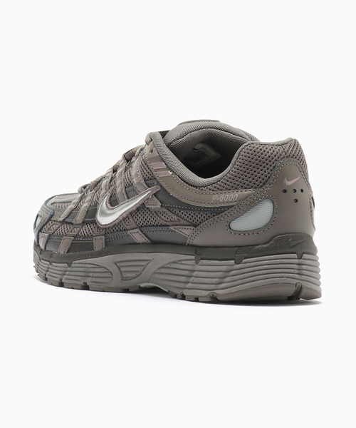 NIKE(ナイキ)の「【NIKE/ ナイキ】P-6000 / CD6404(スニーカー・レディース・グレー・25cm/24cm)」の3枚目の写真