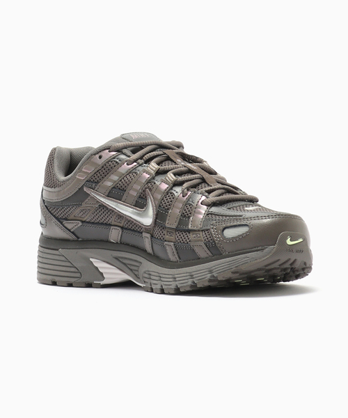 NIKE(ナイキ)の「【NIKE/ ナイキ】P-6000 / CD6404(スニーカー・レディース・グレー・25cm/24cm)」の5枚目の写真