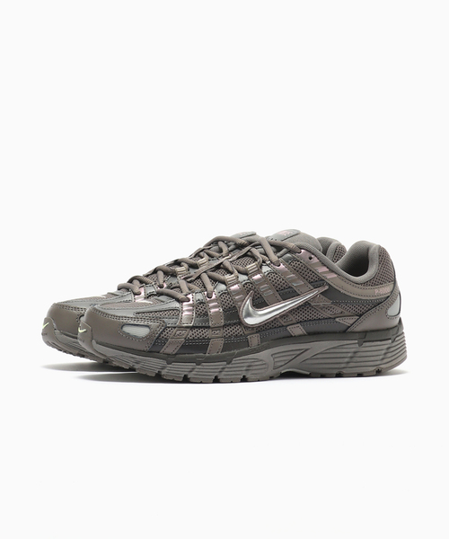 NIKE(ナイキ)の「【NIKE/ ナイキ】P-6000 / CD6404(スニーカー・レディース・グレー・25cm/24cm)」の7枚目の写真