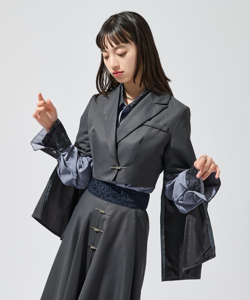 Ellno de Mavie（エルノデメヴィ）の「フラワーレースドッキングシャツ（シャツ/ブラウス・レディース・グレイッシュベージュ/ブラック/ブラック系/ブルーグレー・FREE）」の18枚目の写真