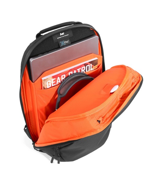 Aer（エアー）の「Aer エアー DAY PACK 3 X-PAC バックパック B4 16インチPC対応（バックパック/リュック・メンズ・ブラック・FREE）」の5枚目の写真