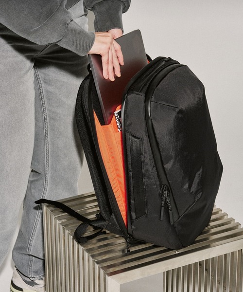 Aer（エアー）の「Aer エアー DAY PACK 3 X-PAC バックパック B4 16インチPC対応（バックパック/リュック・メンズ・ブラック・FREE）」の19枚目の写真