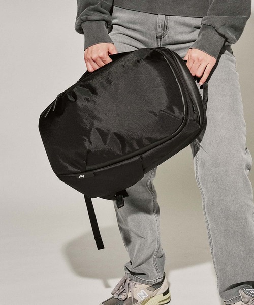 Aer（エアー）の「Aer エアー DAY PACK 3 X-PAC バックパック B4 16インチPC対応（バックパック/リュック・メンズ・ブラック・FREE）」の12枚目の写真