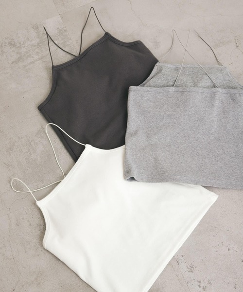 KBF（ケイビーエフ）の「カップ付きクロップドキャミソール（キャミソール・レディース・オフホワイト/グレー/チャコールグレー・ONE）」の15枚目の写真