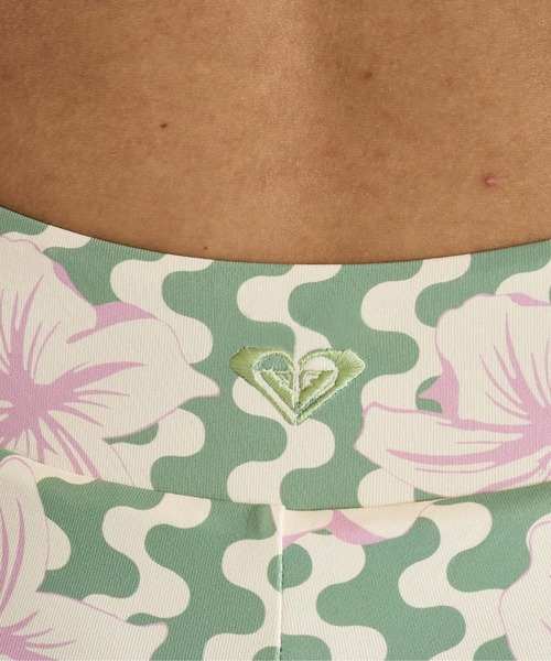 ROXY（ロキシー）の「PARTY WAVES BIKINI/ロキシービキニ(水着)（水着・レディース・グリーン/ブラウン/ブラック・MEDIUM/LARGE/SMALL）」の12枚目の写真