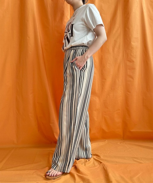 LHELBIE（レルビエ）の「ストライプタックパンツ（その他パンツ・レディース・ブラック/ライトベージュ/レッド・M）」の9枚目の写真