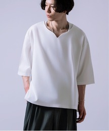 キーネック 半袖Tシャツ