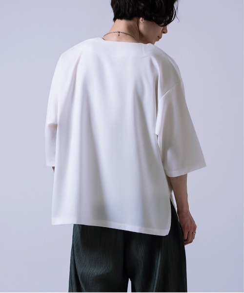 Crownor（クラウノアー）の「キーネック 半袖Tシャツ（Tシャツ/カットソー・メンズ・ホワイト/チャコール/カーキ・MEDIUM/LARGE）」の11枚目の写真