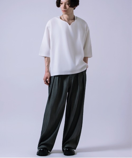 Crownor（クラウノアー）の「キーネック 半袖Tシャツ（Tシャツ/カットソー・メンズ・ホワイト/チャコール/カーキ・MEDIUM/LARGE）」の12枚目の写真
