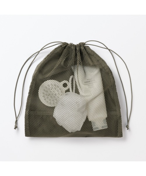 無印良品(ムジルシリョウヒン)の「ポリエステルメッシュ巾着 ダブルタイプ M 約27×30×12cm(トラベルグッズ・レディース・ブラック/カーキ/ピンク・M)」の10枚目の写真