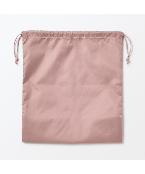 無印良品(ムジルシリョウヒン)の「ポリエステルメッシュ巾着 ダブルタイプ M 約27×30×12cm(トラベルグッズ・レディース・ブラック/カーキ/ピンク・M)」の14枚目の写真