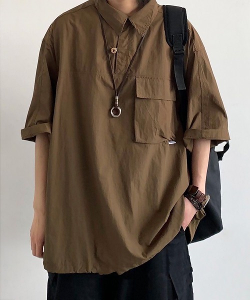 SBG（エスビー）の「SBG ドロストカジュアルシャツ（シャツ/ブラウス・メンズ・ブラウン/ネイビー・MEDIUM/LARGE）」の2枚目の写真