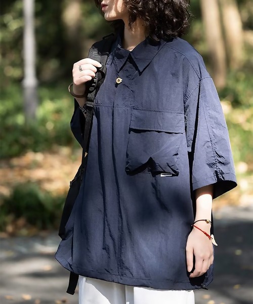 SBG（エスビー）の「SBG ドロストカジュアルシャツ（シャツ/ブラウス・メンズ・ブラウン/ネイビー・MEDIUM/LARGE）」の12枚目の写真
