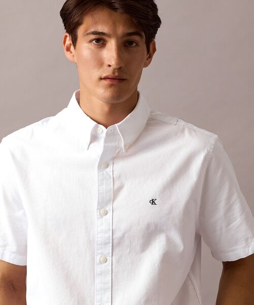 Calvin Klein（カルバン・クライン）の「クラシック オックスフォード シャツ（シャツ/ブラウス・メンズ・ホワイト/ブラック・M/S/XS）」の2枚目の写真